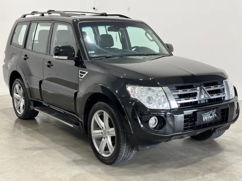 Mitsubishi Pajero HPE Full 3.2 4x4 T.I.Dies. 5p Aut